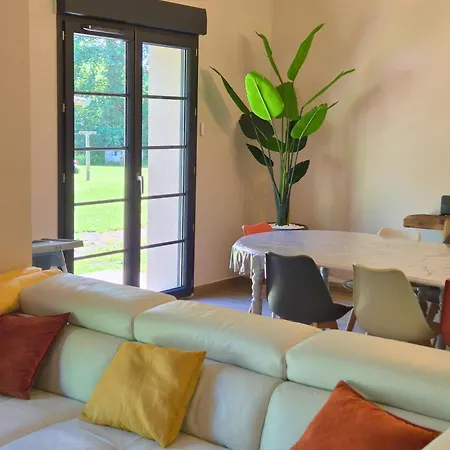 Maison Bonheur - Jardin & Bbq - Proche & 別荘